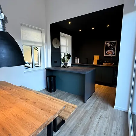 Carl Boutiquepartments *